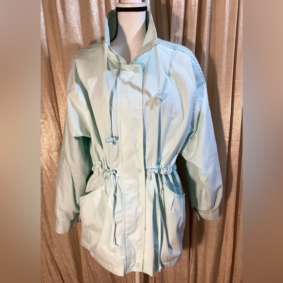 Hot Spices light green parka with pockets. M/L - Picture 2 of 6